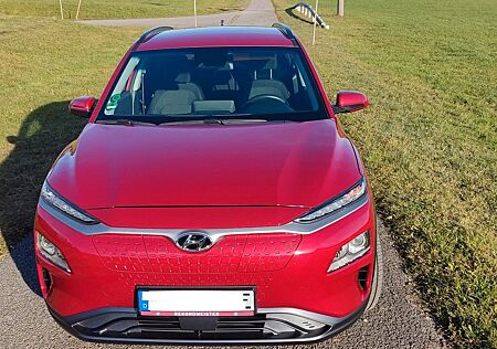 Hyundai Kona Elektro 100kW Advantage Pulse Red metallic