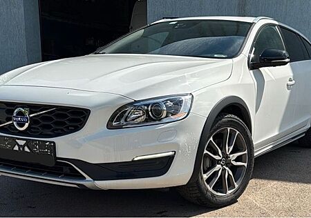 Volvo V60 CC V60 Cross Country T5 Geartronic Summum