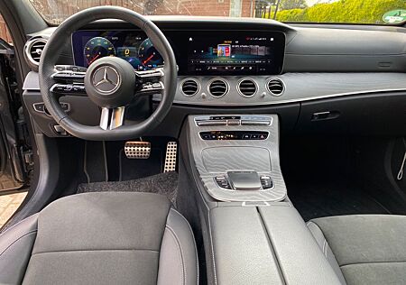 Mercedes-Benz E 200 T Autom. -
