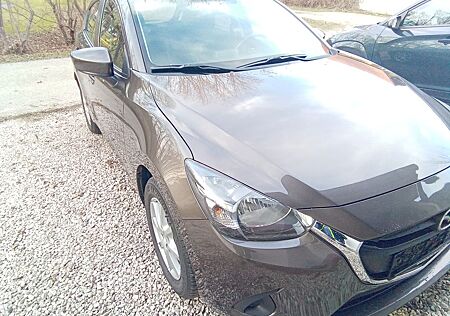 Mazda 2 SKYACTIV-G 75 Center-Line Center-Line