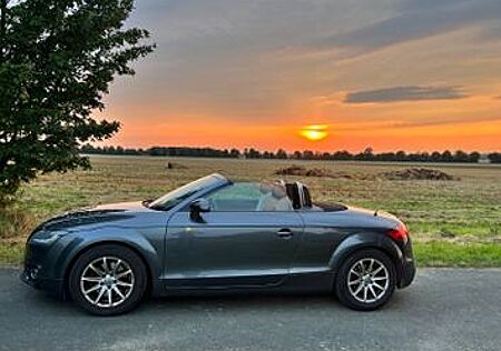 Audi TT Roadster 1.8 TFSI -