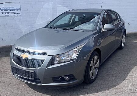 Chevrolet Cruze 1.8 Hatchback LTZ 1. Hand Zahnriemen neu
