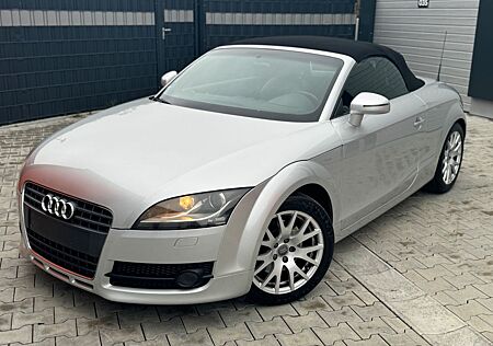 Audi TT Roadster 2.0 TFSI*XENON*WINDSCHOTT*ALCANTARA