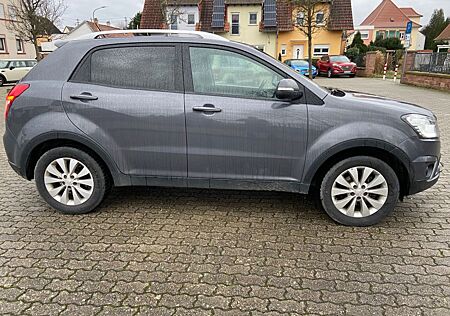 SsangYong Korando 2.2 Diesel e-XDi 220 4 WD /Allrad/Rückka