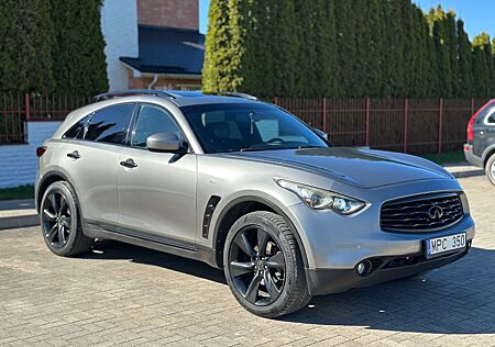 Infiniti FX 35 V6 AWD