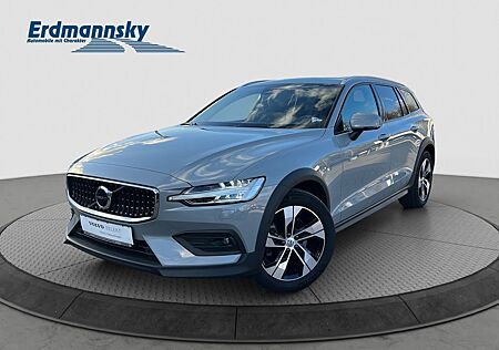 Volvo V60 CC V60 B4 Cross Country Plus AWD/Leder/Navi/LED/Kam