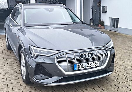 Audi e-tron 55 quattro S line S line Vollausstattung