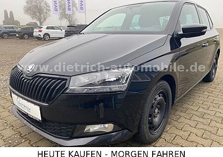 Skoda Fabia 1,0 TSi Ambition SHZ PDC NAVi 8 fach ALU