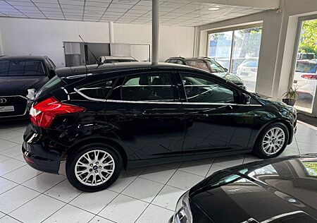 Ford Focus 1.6Lim. Titanium PDC Klimaautom. TüV 12-26