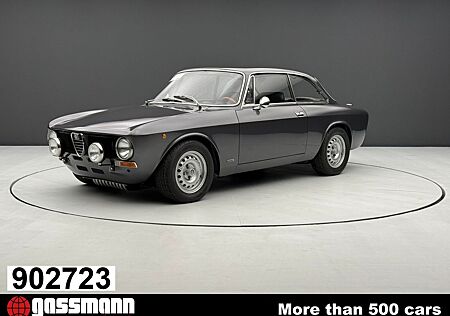 Alfa Romeo GT Junior Bertone Coupe mit 2L Block - Tipo 530