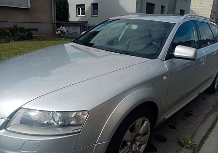 Audi A6 Allroad 3.0TDI (DPF) quattro tiptronic -