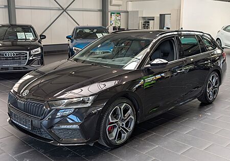 Skoda Octavia Combi 2.0 TDI DSG 4x4 RS Plus Navi AHK