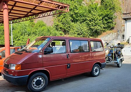 VW T4 Caravelle Volkswagen 2.0 Standard