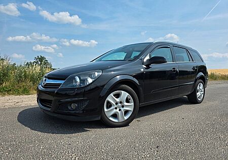Opel Astra Caravan CATCH ME Now+AHZV+Klima+Xenon+Navi