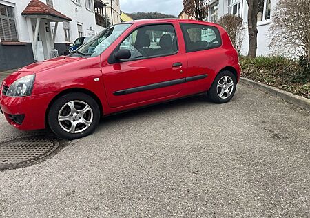 Renault Clio Authentique 1.2 16V Eco2 48kW Authentique