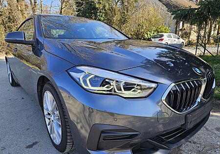 BMW 218iA GRAN COUPE * ADVANTAGE * NAVIGATION * LED