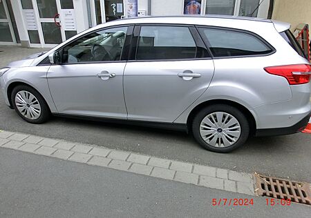 Ford Focus 1,5 TDCi 88kW Cool & Connect Turnier C...