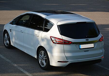 Ford S-Max 7Sitzer, Panorama, Scheckheftgepflegt, Aut