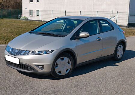 Honda Civic 1.4 Klimaautomatik 8 Fach Bereift TÜV Neu