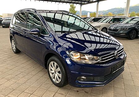 VW Touran Volkswagen Comfortline 1.5 TSI 110kW 7-Gang DSG AHK