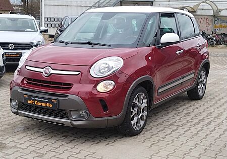Fiat 500L Trekking Rock N Road Edition+NAVI+AHK+EURO6