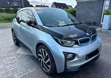 BMW i3 (94 Ah) *KAMERA*LED*WÄRMEPUMPE*NAVI PROF*CCS*