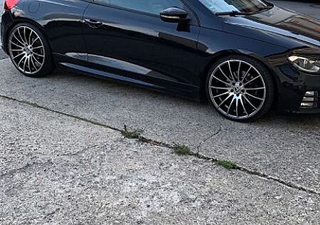VW Scirocco Volkswagen 2.0 TSI DSG -