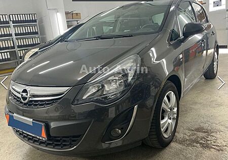 Opel Corsa D Energy-PDC-NAVI-STZH-2.HAND-109TKM