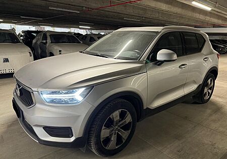 Volvo XC 40 XC40 D3// TEILLEDER// NAVI// EFH// TOP
