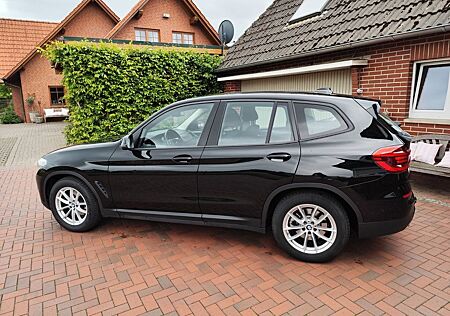 BMW X3 xDrive20d AT -