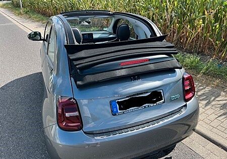 Fiat 500E Cabrio 42 kWh -
