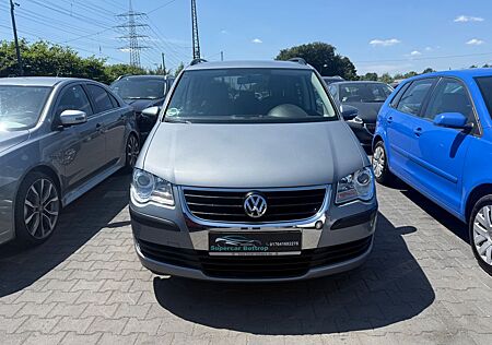 VW Touran Volkswagen Conceptline