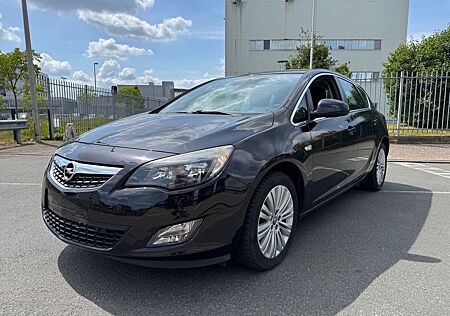 Opel Astra J Lim. Sport 1.4l Turbo Scheckheft Allw.