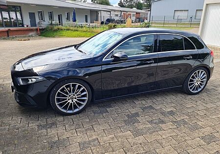 Mercedes-Benz A 250 DCT -