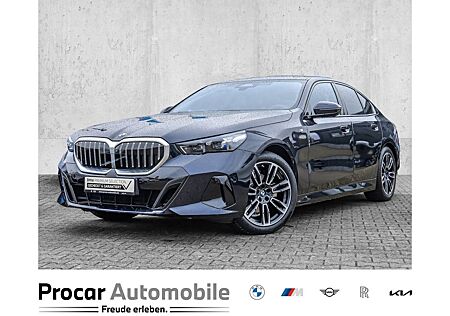 BMW 520i M Sport DA+ PA+ Pano Sitzbel. HUD H/K Stand