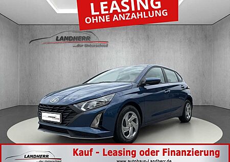 Hyundai i20 1.2 Comfort 5 J. Garantie //Navi/Kamera/PDC