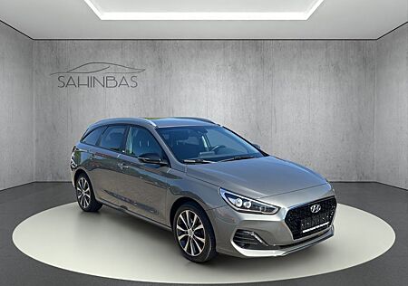 Hyundai i30 cw 1.4 YES! Plus Navi/LED/Spurh./RFK/Tüv3-27