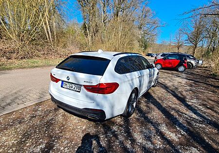 BMW 530d xDrive Touring A -