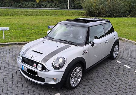 Mini Cooper S "Camden" mit Vollausstattung + TÜV neu