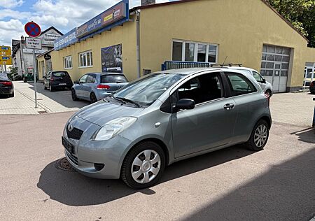 Toyota Yaris Basis