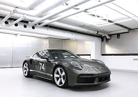 Porsche 992 Turbo S 50 Jahre Burmester