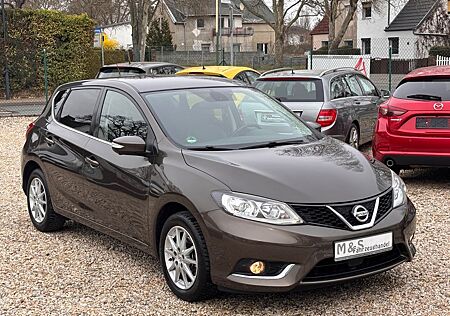 Nissan Pulsar N-Connecta. Scheckheft Lückenlos.