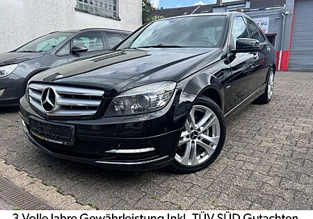 Mercedes-Benz C 300 4MATIC-AVANTGARDE-AUTOM-PANO-NAVI-AHK-V6