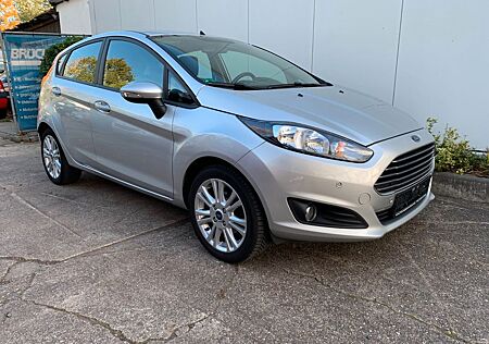 Ford Fiesta SYNC Edition top Zustand Scheckheft