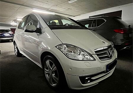 Mercedes-Benz A 200 CDI ELEGANCE ELEGANCE