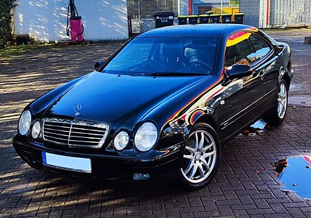 Mercedes-Benz CLK 430 SPORT V8, teilrestauriert