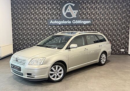 Toyota Avensis Kombi 2.0 Sol/EXPORT/NAVI/SCHIEBEDACH