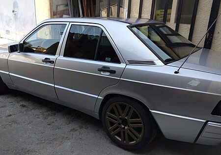 Mercedes-Benz 190 190E 2,3l 8v