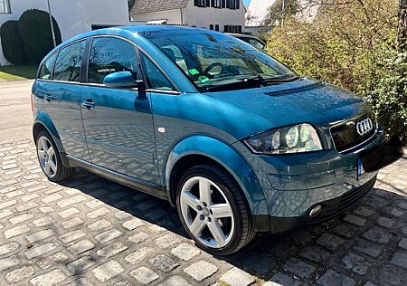 Audi A2 1.4 - top Zustand und wenig km