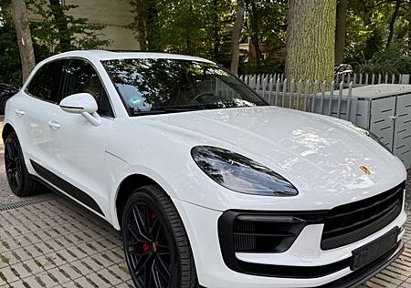 Porsche Macan S